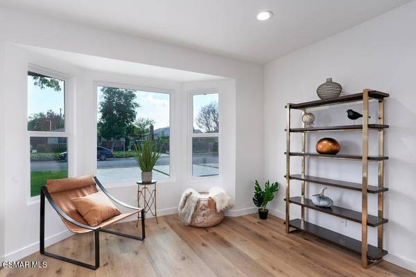 14363 Collins ST, Sherman Oaks, CA 91401