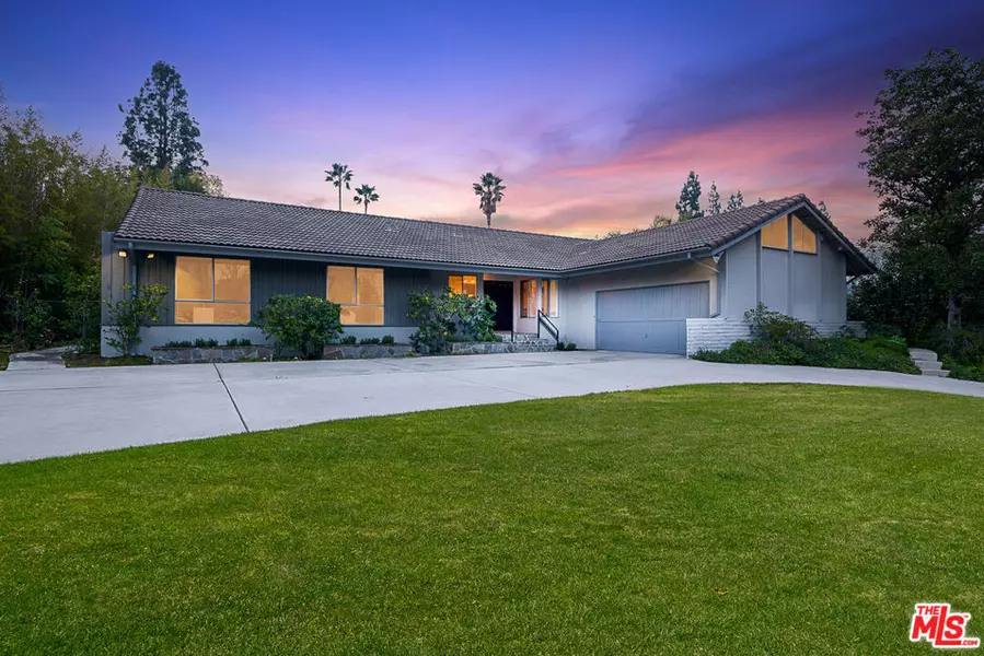 20400 RUSTON RD, Woodland Hills, CA 91364
