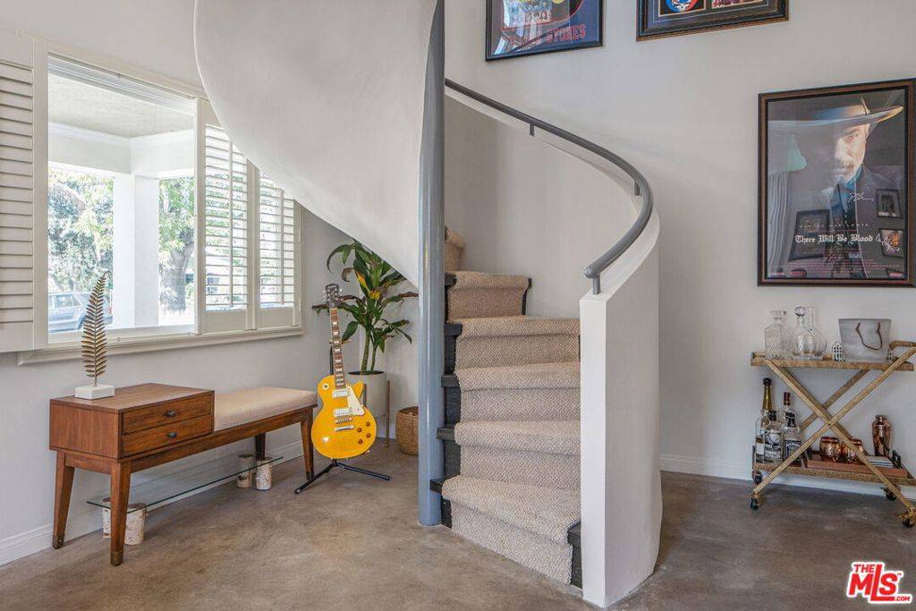 1322 N CHEROKEE AVE, Los Angeles, CA 90028