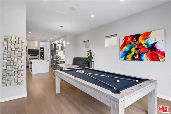 Huntington Beach, CA 92648,625 13th ST