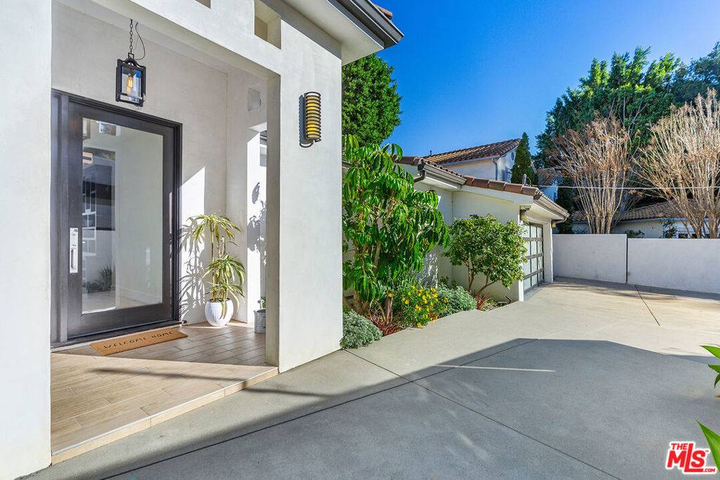 Studio City, CA 91604,10901 TERRYVIEW DR