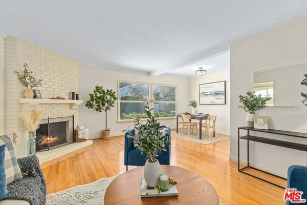 Tarzana, CA 91356,5314 NESTLE AVE