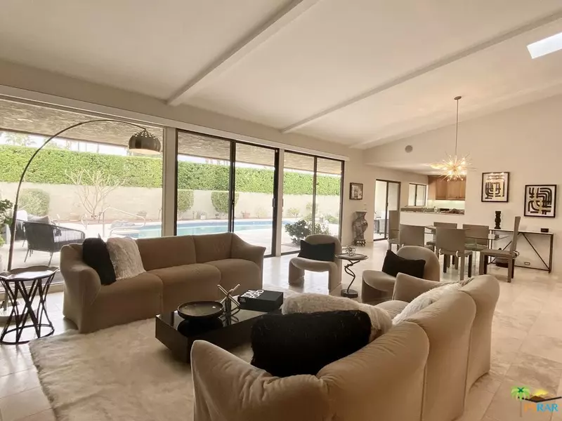 45605 NAVAJO RD, Indian Wells, CA 92210