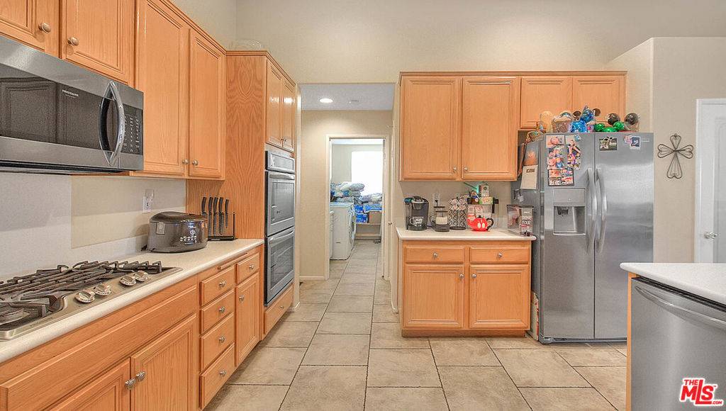 Eastvale, CA 92880,7274 WESTERLY WAY