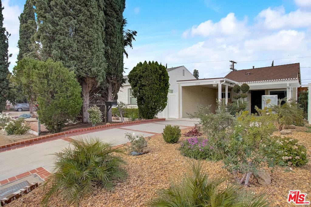 6029 FULCHER AVE, North Hollywood, CA 91606