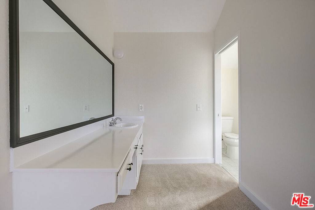 19951 CRESTKNOLL DR, Yorba Linda, CA 92886