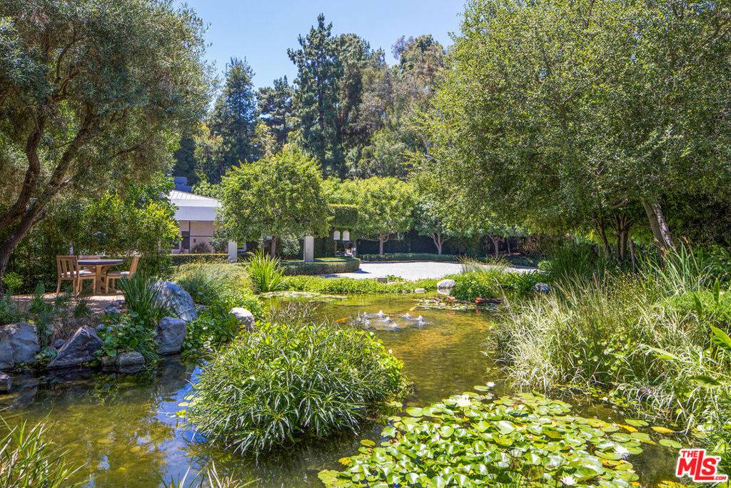 Beverly Hills, CA 90210,1192 CABRILLO DR