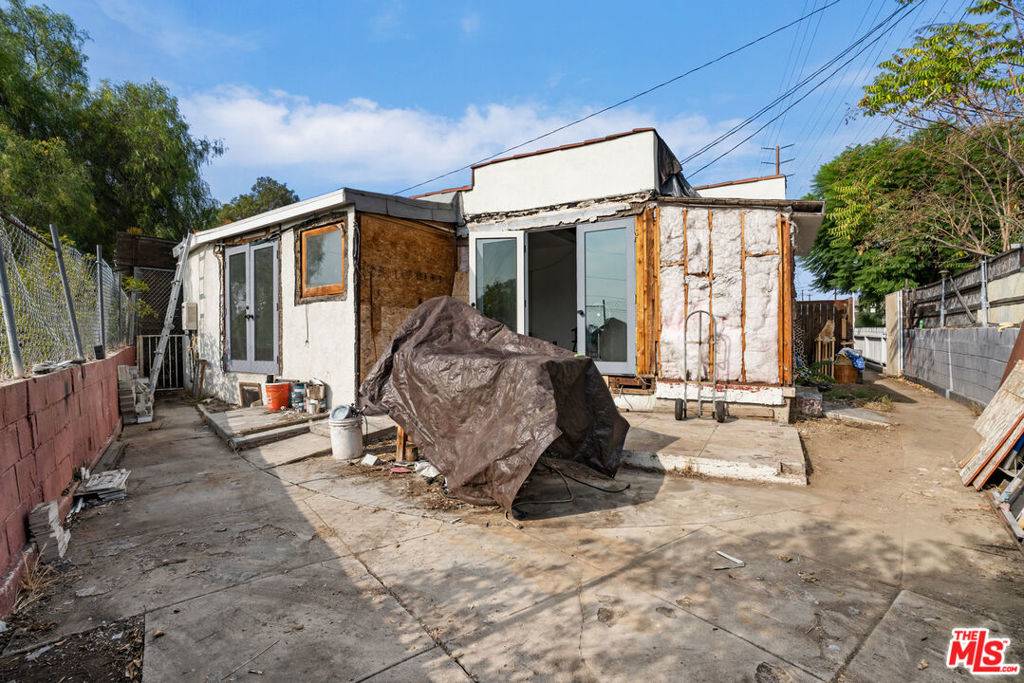141 S AVENUE 64, Los Angeles, CA 90042