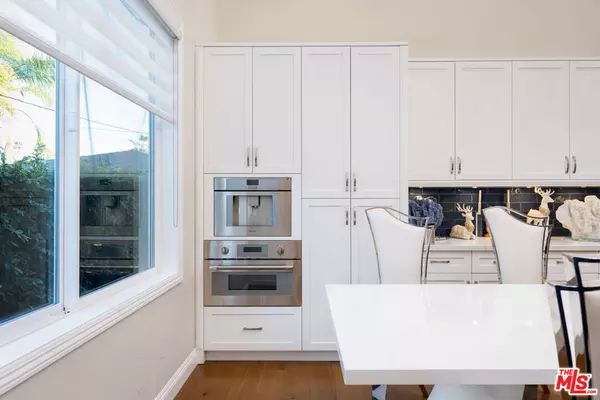 Sherman Oaks, CA 91401,14320 Hatteras ST