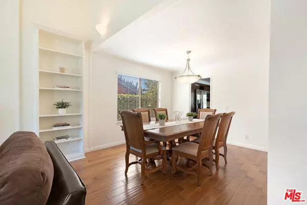 Agoura Hills, CA 91301,28751 COLINA VISTA ST