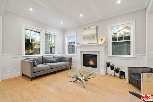 Sherman Oaks, CA 91403,14806 HESBY ST