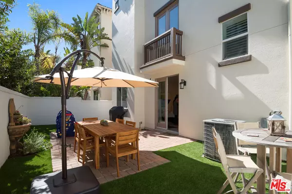 Playa Vista, CA 90094,5856 KIYOT WAY