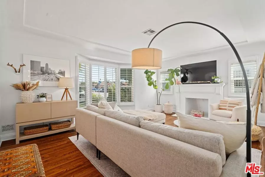 8017 WEST BLVD, Inglewood, CA 90305