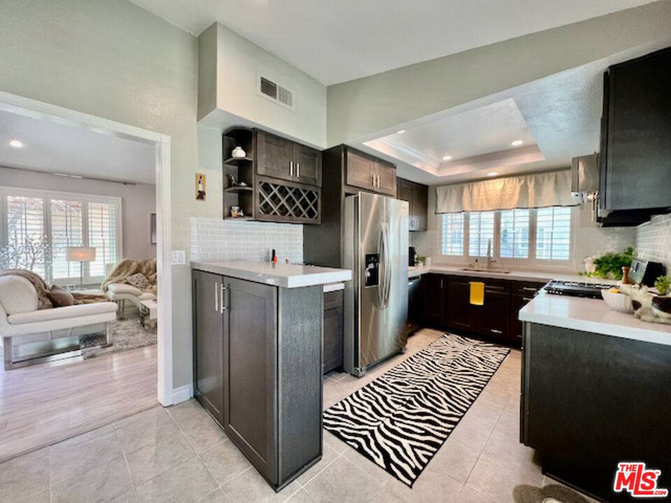 Calabasas, CA 91302,5612 LAS VIRGENES RD #35