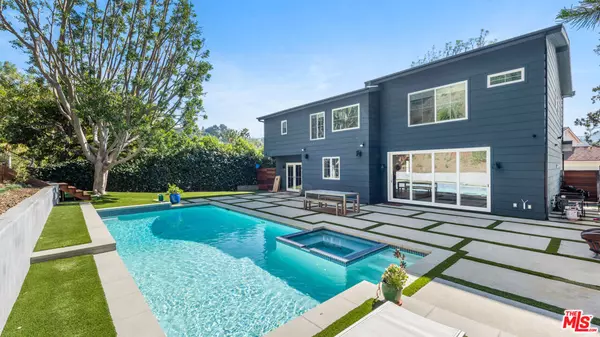 Studio City, CA 91604,11279 DONA LISA DR