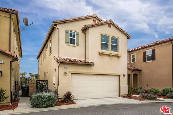 Newhall, CA 91321,26358 PIAZZA DI SARRO #68