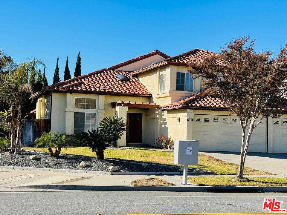 7440 Plumaria DR, Fontana, CA 92336