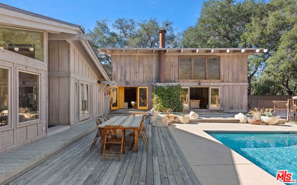 Santa Clarita, CA 91387,15659 KNOCHAVEN ST