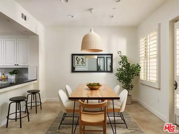 Playa Vista, CA 90094,5721 S CRESCENT Pkwy #107
