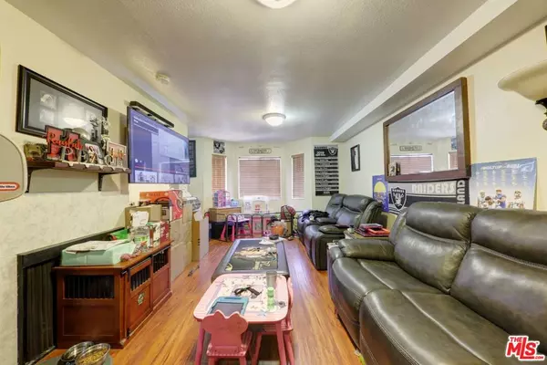 Paramount, CA 90723,13919 ARTHUR AVE #17