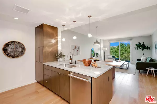Santa Monica, CA 90401,1705 OCEAN AVE #312