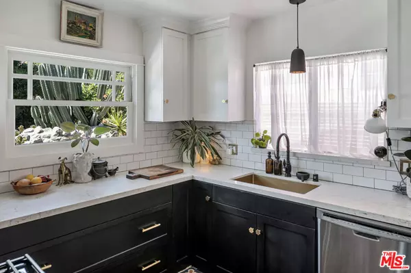 Los Angeles, CA 90042,1866 N AVENUE 51