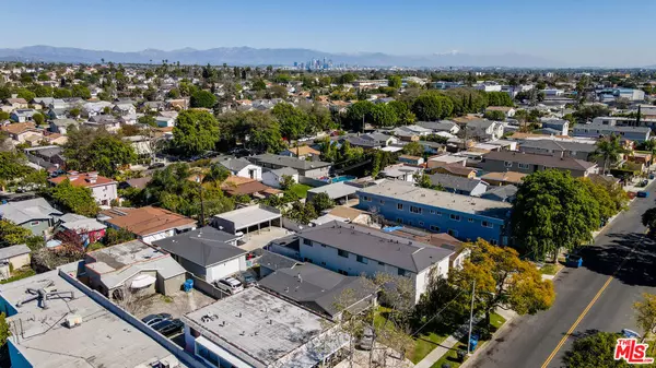 Inglewood, CA 90302,533 HYDE PARK PL