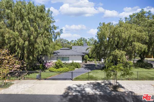 14001 HARTSOOK ST, Sherman Oaks, CA 91423