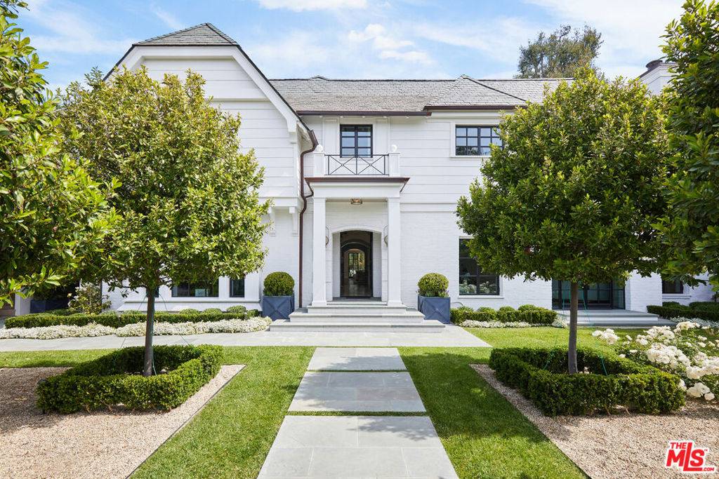 1024 Ridgedale DR, Beverly Hills, CA 90210