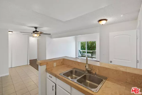 Canoga Park, CA 91304,21801 ROSCOE BLVD #242