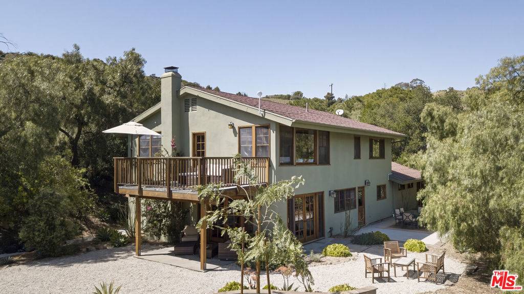 Malibu, CA 90265,33208 DECKER SCHOOL RD