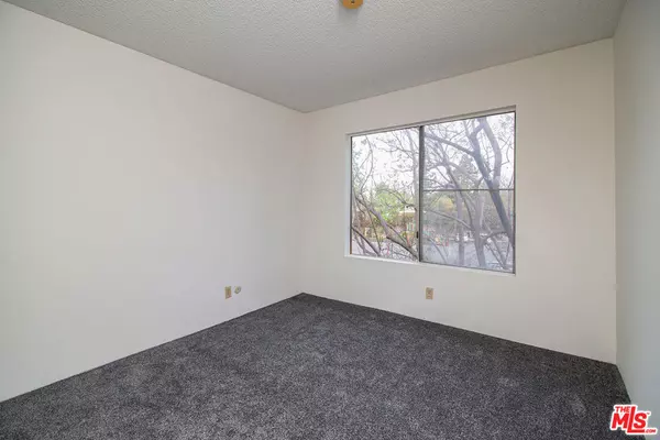 Culver City, CA 90230,1208 SUMMERTIME LN