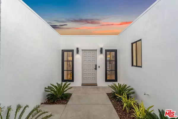 Malibu, CA 90265,18440 WAKECREST DR
