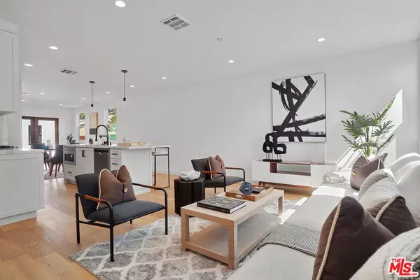 North Hollywood, CA 91606,6213 AUCKLAND AVE