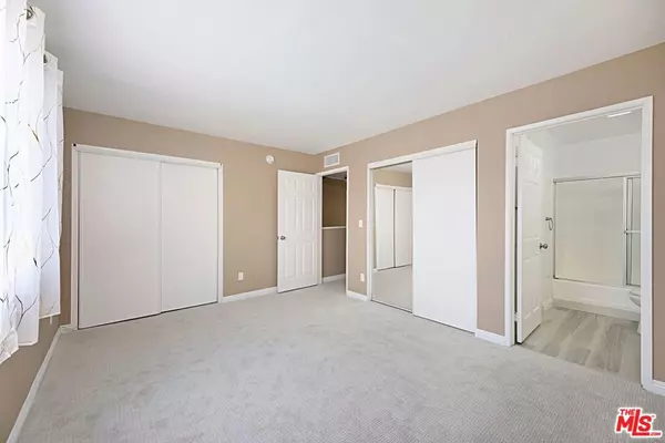 Van Nuys, CA 91406,7035 WOODLEY AVE #126