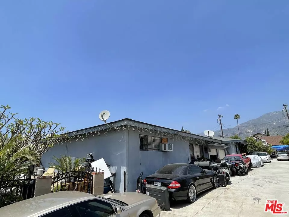 Pasadena, CA 91104,1731 ATCHISON ST