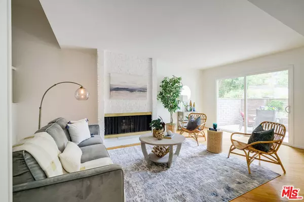 Marina Del Rey, CA 90292,4764 LA VILLA MARINA #J