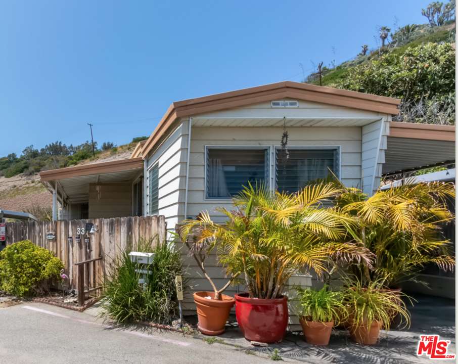 Pacific Palisades, CA 90272,16321 Pacific Coast HWY #33