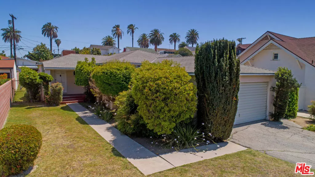 Los Angeles, CA 90019,1152 S WINDSOR BLVD