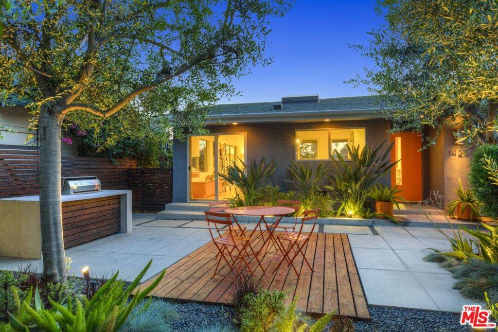 1423 ELEVADO ST, Los Angeles, CA 90026