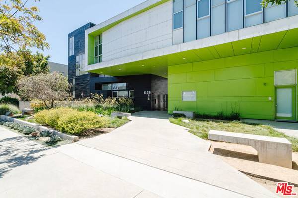 West Hollywood, CA 90069,825 N KINGS RD #8
