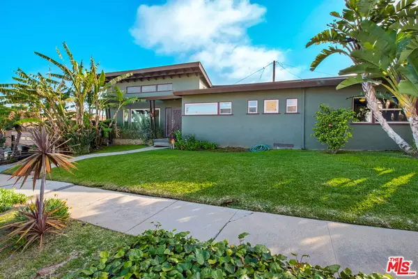 Los Angeles, CA 90043,5117 DAWN VIEW PL