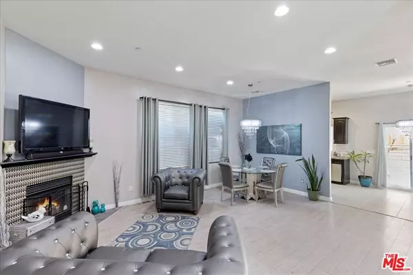 Sylmar, CA 91342,14700 FOREST EDGE DR