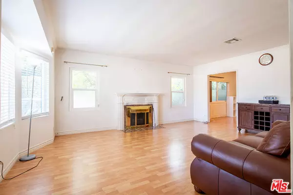 North Hollywood, CA 91606,6220 MORELLA AVE