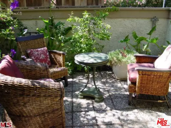1584 PALISADES DR, Pacific Palisades, CA 90272