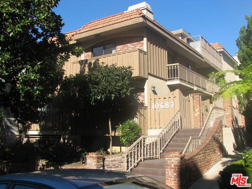 10687 WILKINS AVE #1, Los Angeles, CA 90024