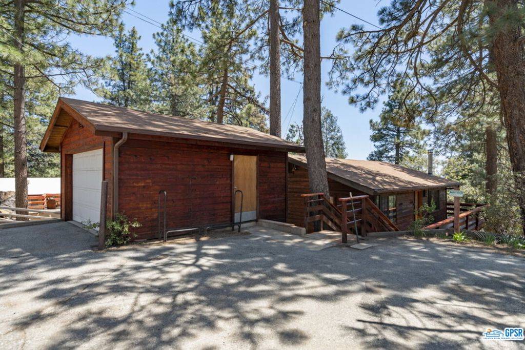 Idyllwild, CA 92549,53041 Rockmere DR
