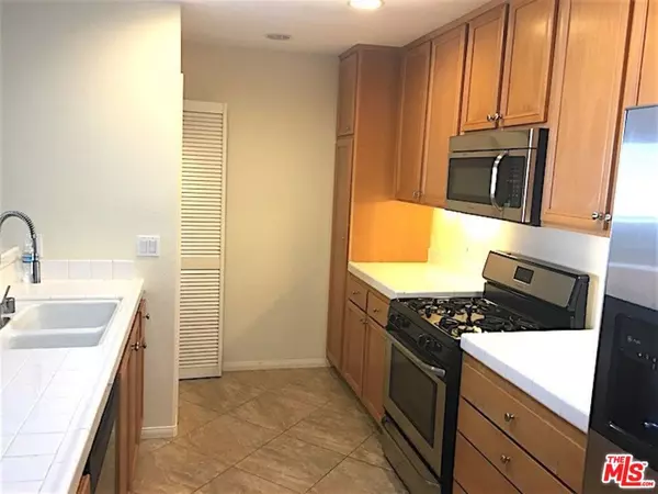 Playa Vista, CA 90094,13075 Pacific Promenade #200