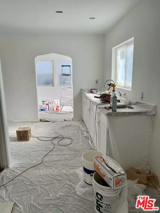 Santa Ana, CA 92707,1346 S Flower ST