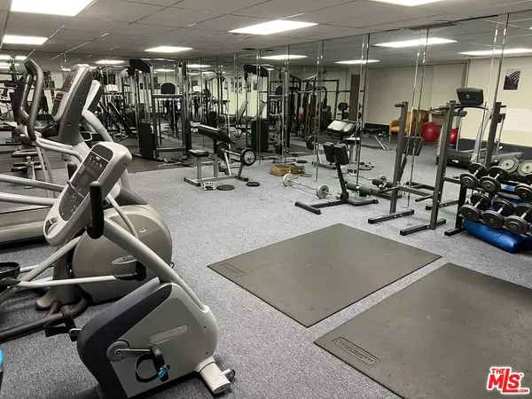 West Hollywood, CA 90069,1250 N Kings RD #309